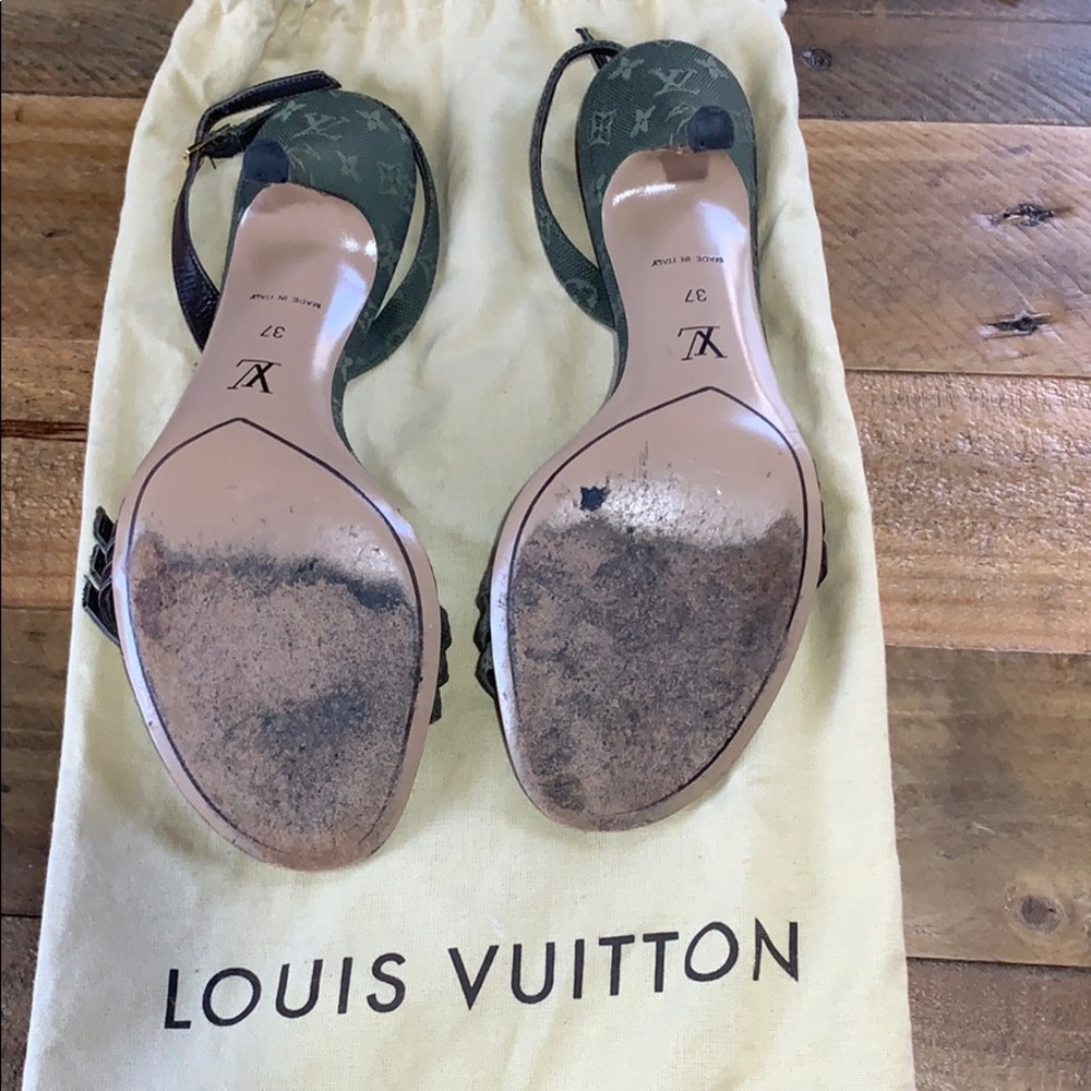 Louis Vuitton sandals 37 - Picture 3 of 11